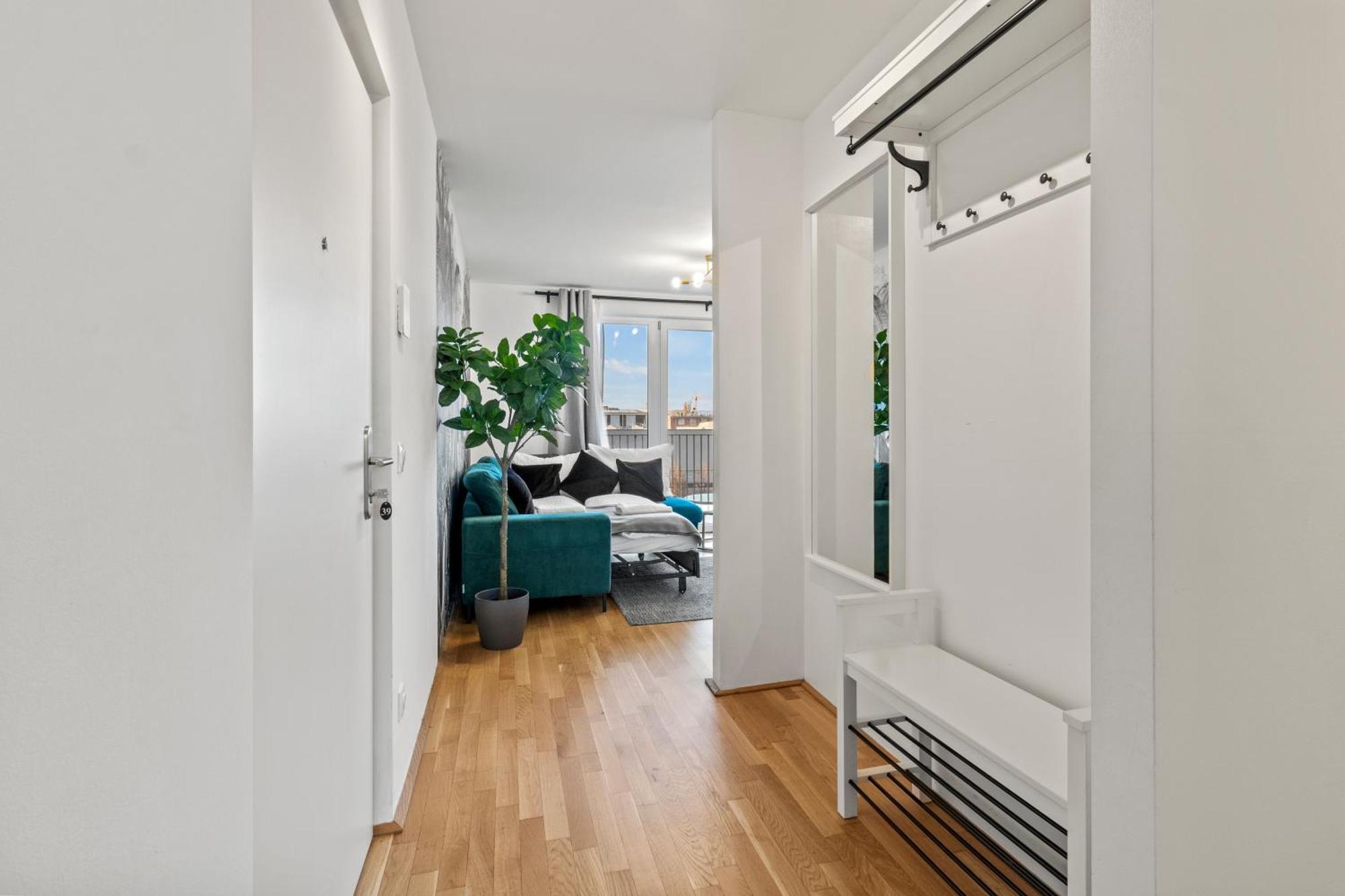 Balcony Apartment I 50 M² I Near City Center فيينا المظهر الخارجي الصورة
