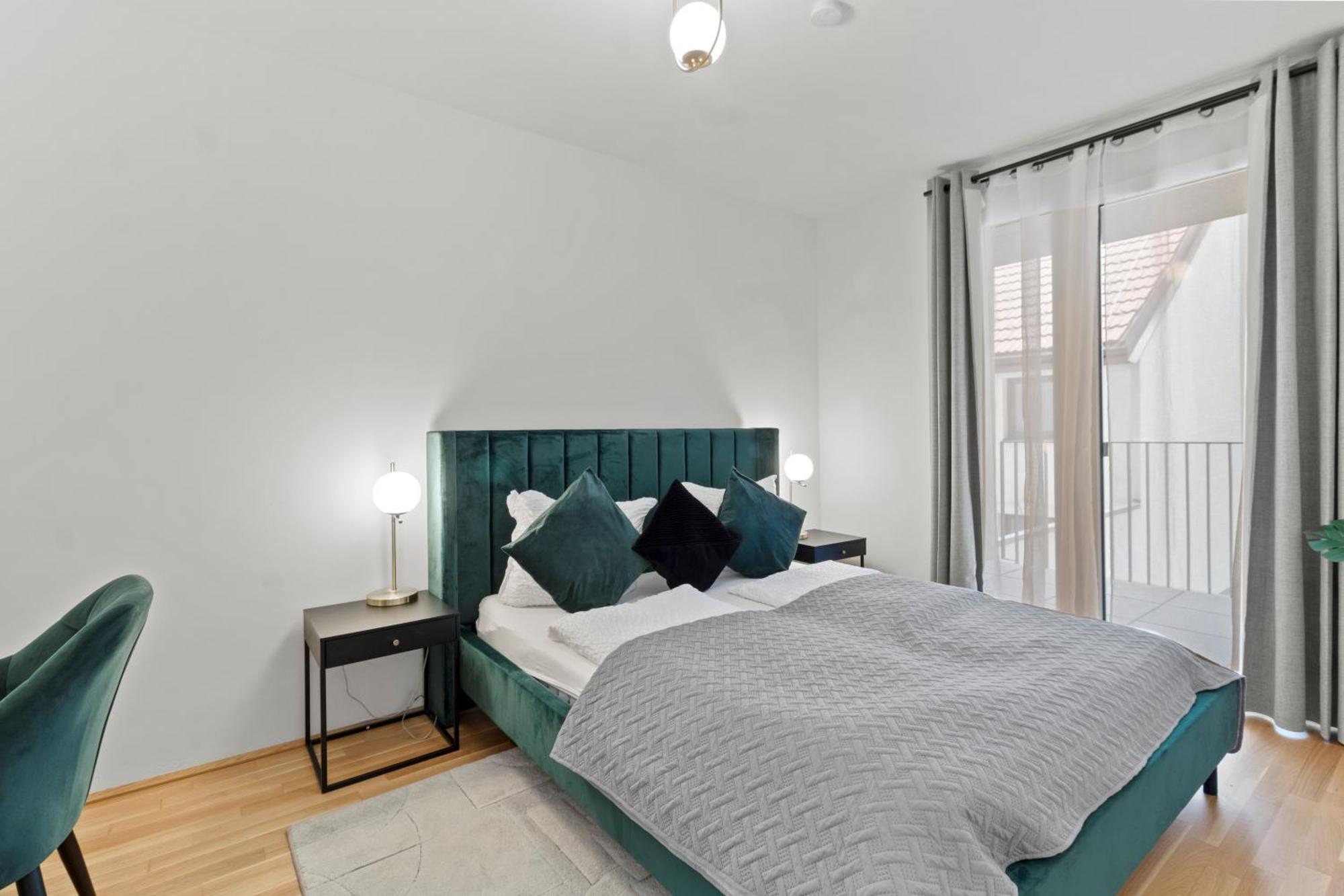 Balcony Apartment I 50 M² I Near City Center فيينا المظهر الخارجي الصورة