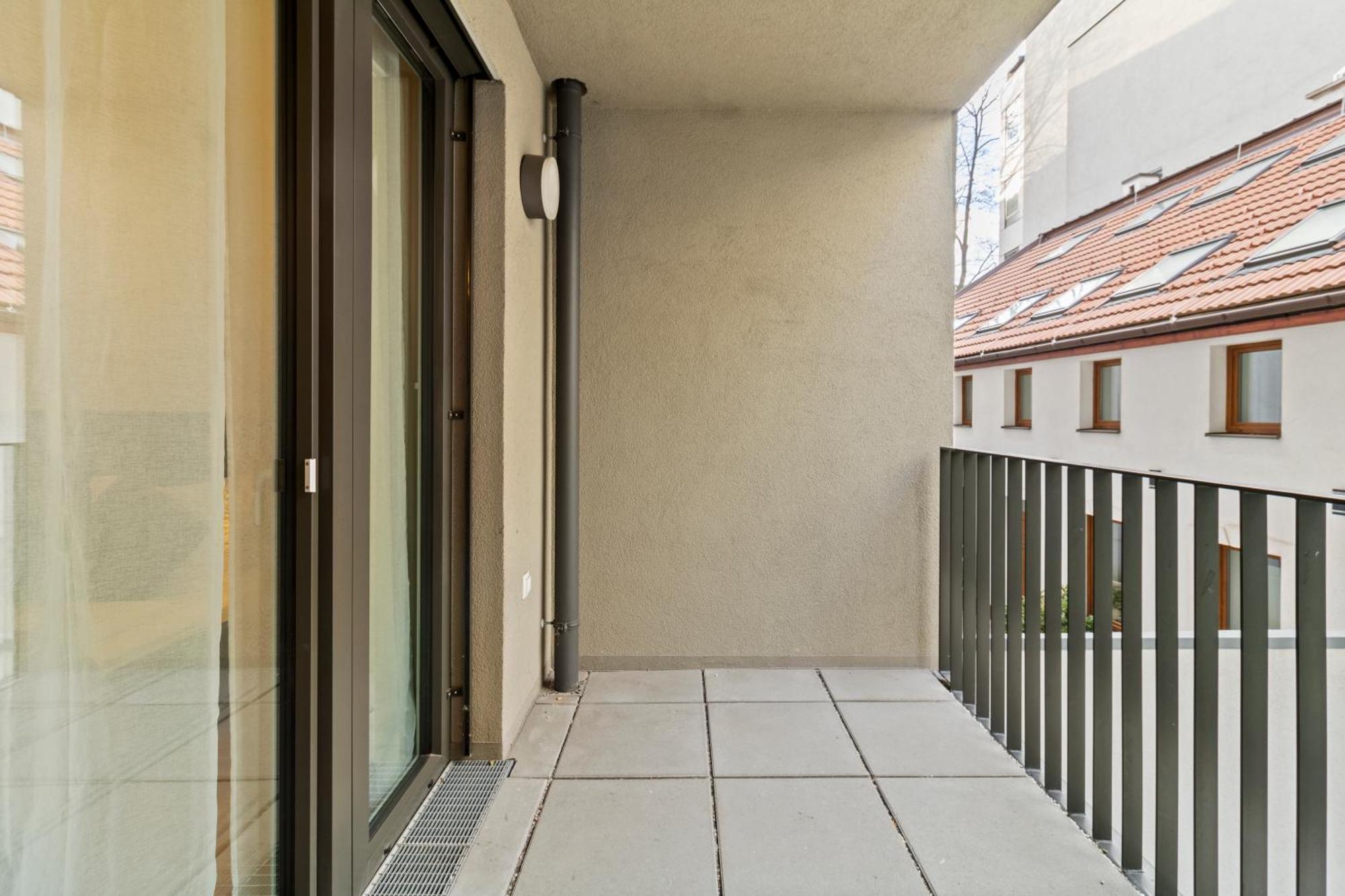 Balcony Apartment I 50 M² I Near City Center فيينا المظهر الخارجي الصورة