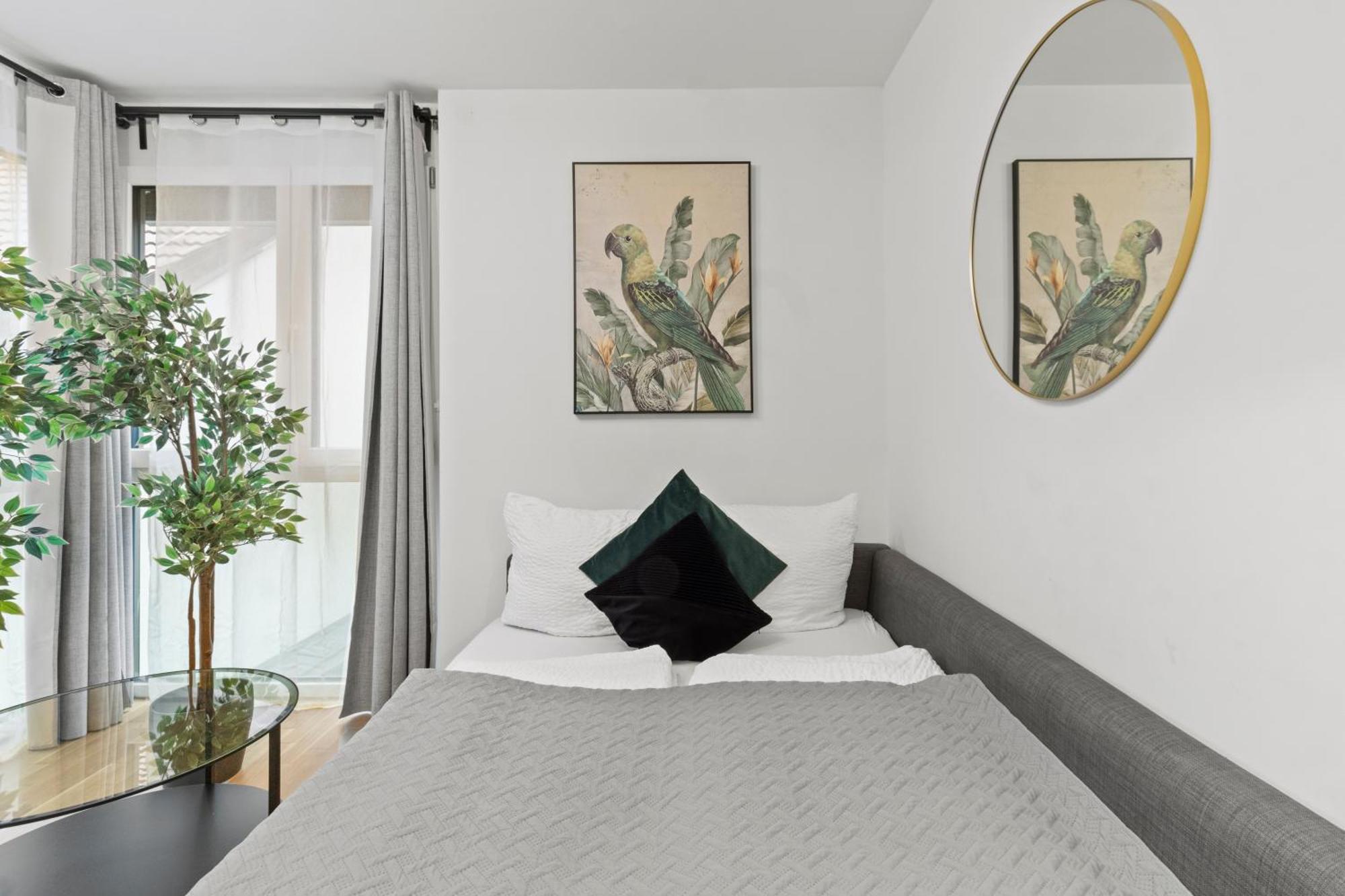 Balcony Apartment I 50 M² I Near City Center فيينا المظهر الخارجي الصورة